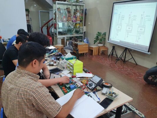 trung tâm sửa bếp từ tại ninh bình